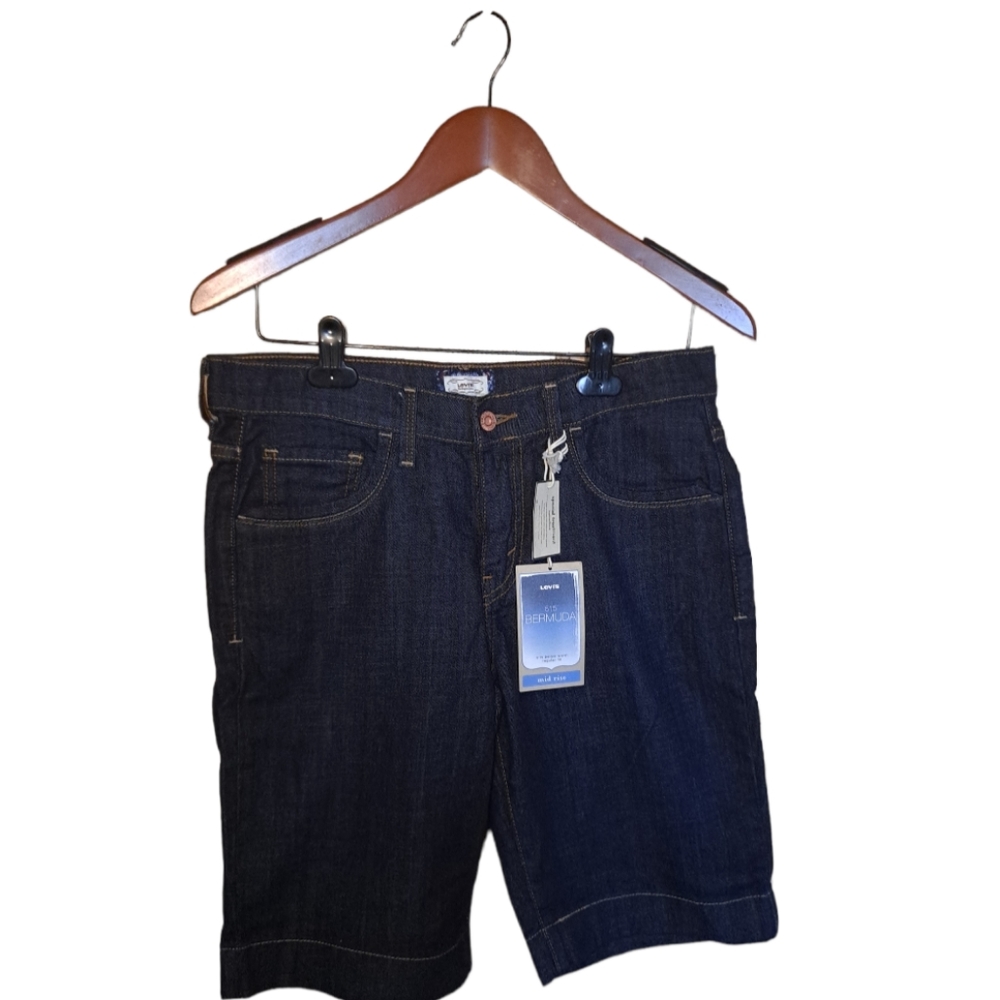 NWT Womens Levis 515 Bermuda Jean Shorts Size 10 Mid Rise